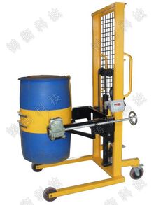 食品車間高效精準(zhǔn)的得力助手 電動油桶秤與配料秤解析